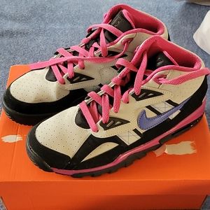 Nike SC Trainers size 6Y